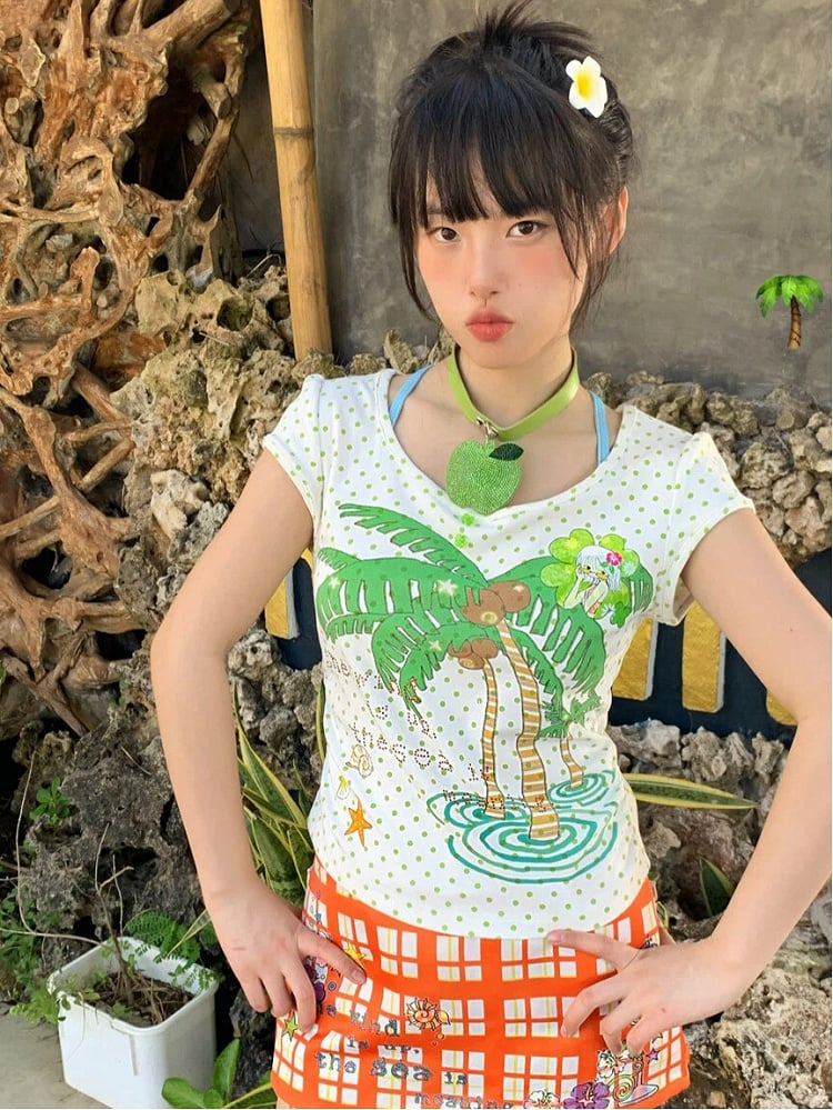 Tree and Dots Print T-shirt Green Palm Rhinestone Details Polka with White