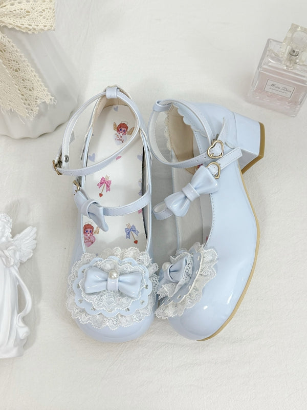 Oberteil mit Schnallen, Spitze, Babyschleife, runder Herzspitze und blauem Lolita-Besatz