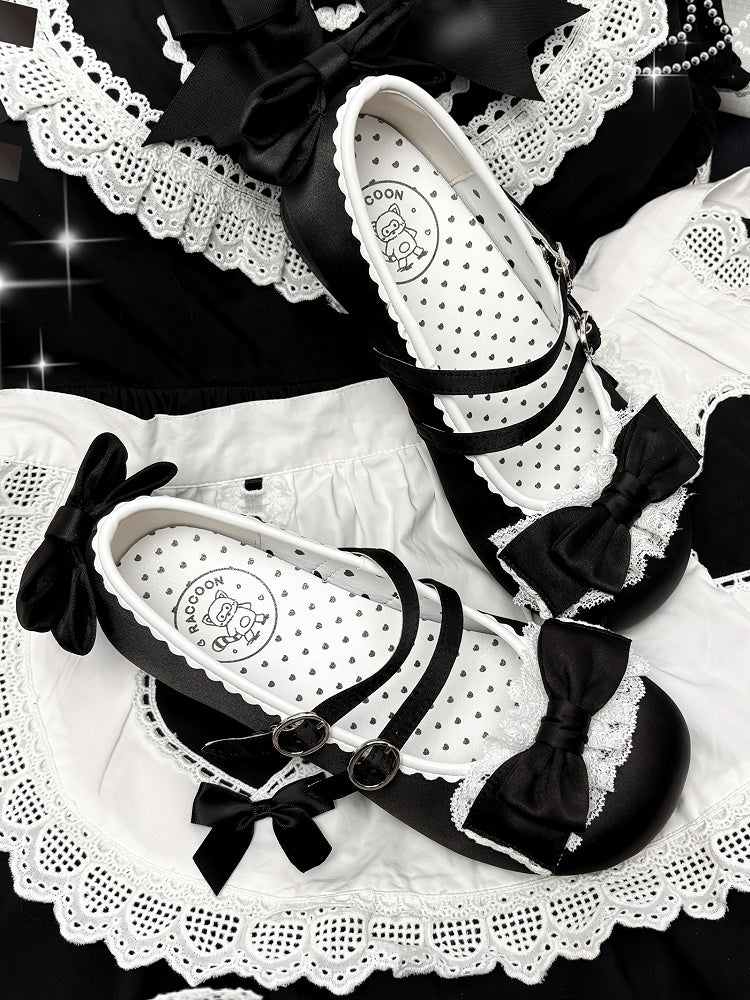 Runde niedrige Absätze mit Lolita-Spitze, schwarze Schuhe mit Rüschen, süß –