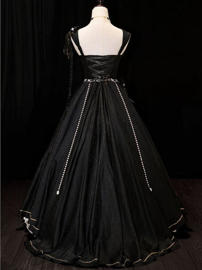 Black and White Boned Corset Bodice Gorgeous Long Train Lolita Dress Full Set