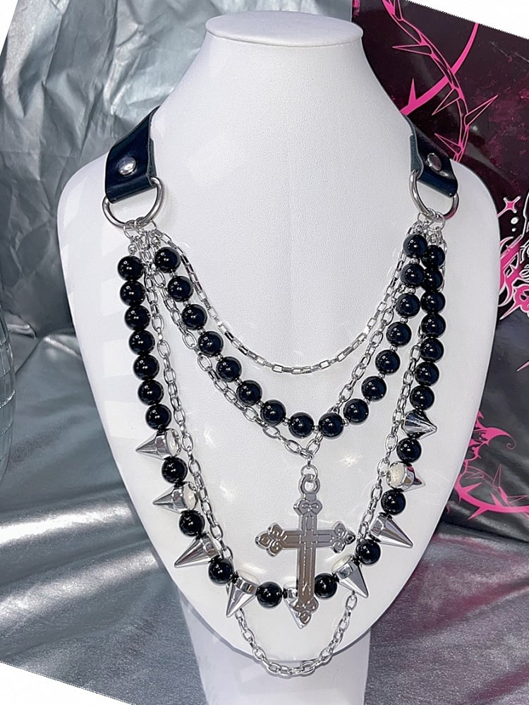 Ohrstecker Schwarze Perlenkette Silber Anhänger Verziert Und Kreuz