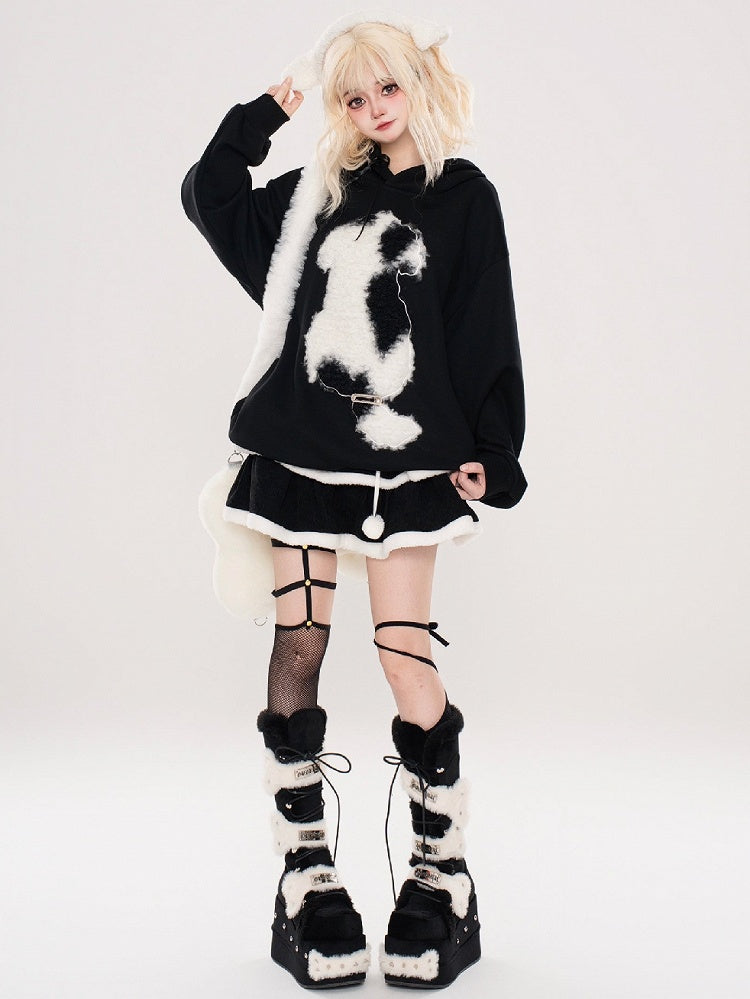 Schwarzer süßer Kapuzenpullover mit Welpenohren und Applikation