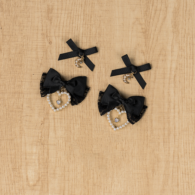 Beaded Bowknot Hairclips with Moon/Heart Jirai Kei Black Charm