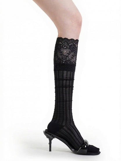 4-Color Lace Trim Calf Socks with Stripe Pattern - ModaSwings