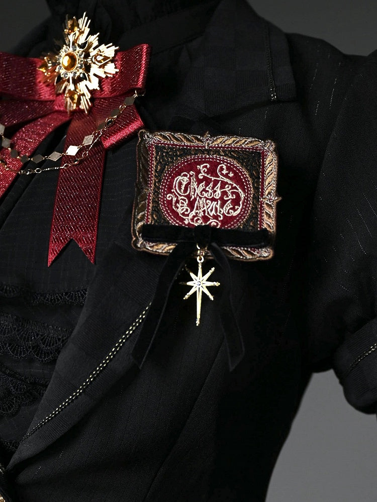 / ブルー ブラック レッド ダーク ブローチ 刺繍