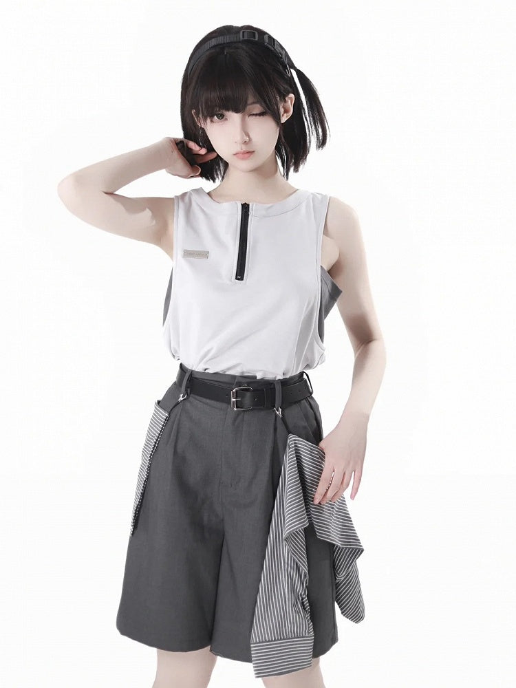 ストライプグレーのカジュアルバックルベルトショーツ