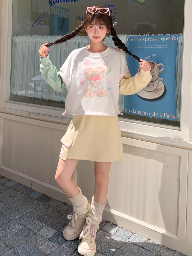 グリーンテディベアプリントドローストリングスウェットシャツ裾イエローデザインカラーブロック秋と