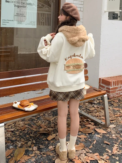 Süße Capybara Burger Applikation Beige Dickes Sweatshirt