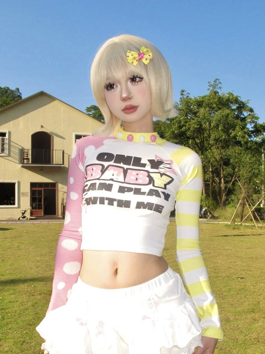 Gelb-pinkes, langärmliges, kurzes Oberteil mit Buchstaben