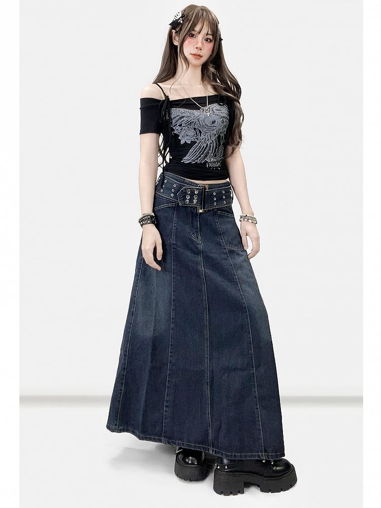 Schulterfreier Ausschnitt, verziert mit floralem schwarzem Strass-T-Shirt-Design Y2K