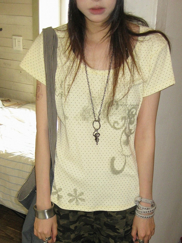 Yellow Polka Dot Candelabra Print Round Neck Tee - innomoood