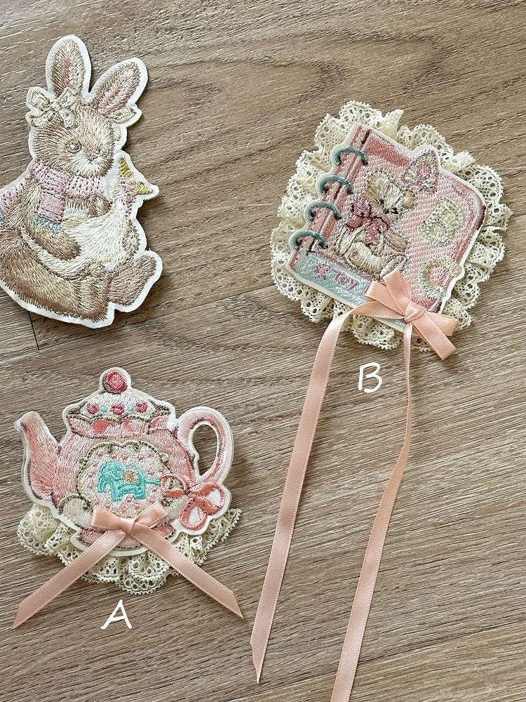 Book Teapot Brooch Embroidery /