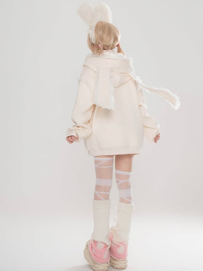 Hellblau/Apricotfarbener Kapuzenpullover mit Hasenohren-Design und Spitzenakzenten