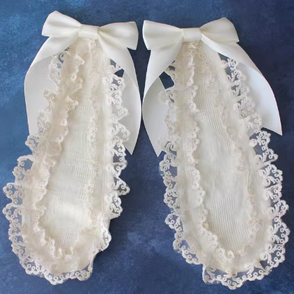 Haarspangen mit Schleifendetails und Spitzenbesatz und Hasenohren