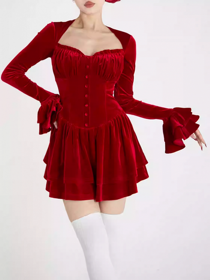 Glamouröses Minikleid aus rotem Samt mit V-Ausschnitt und Glockenärmeln und Stufenrock