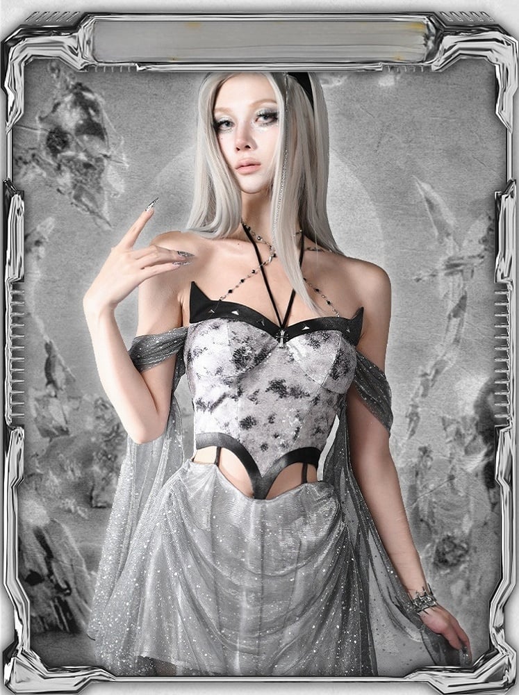 Kleid Cyberpunk Futuristisch Silber Krawatte Neckholder Midriff Dye Y3K Fashion Cutout