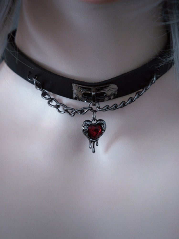Red Rhinestone Heart-shaped Choker PU Pendant Black