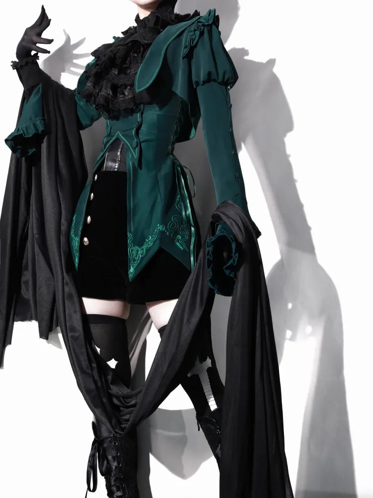 Grünes kurzes Oberteil mit Volant-Manschetten und Juliette-Ärmeln