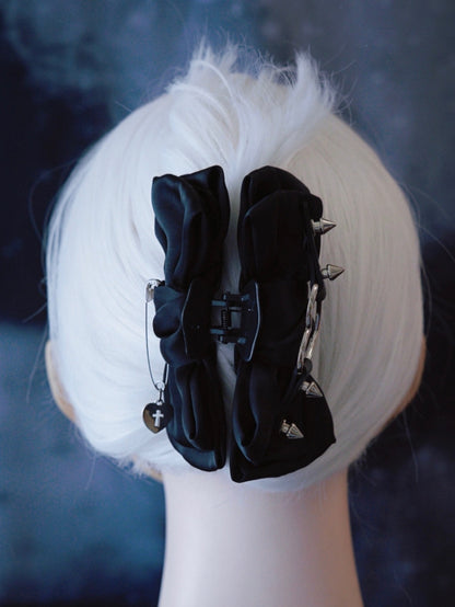 Black Buckle Heart With Claw Gothic Clip Bowknot