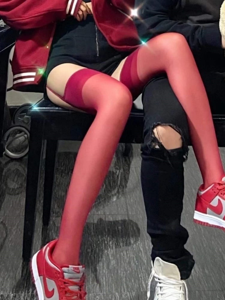 Colors Semi-Sheer Suspender Tights 4