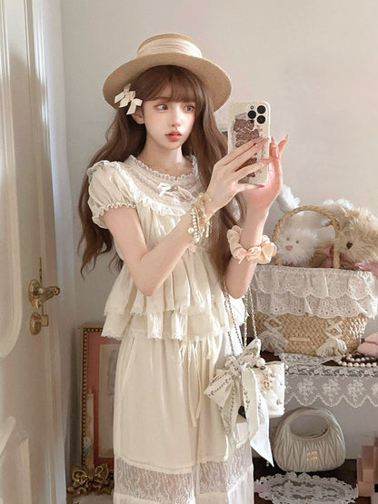 Top Trim Hem Apricot With Lace Sleeves Puff Peplum