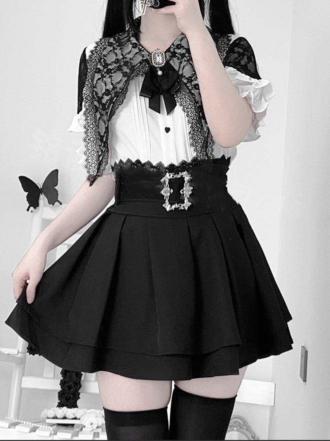 Details Bluse + Stufenrock Weißer Faltenkragen Flacher, spitz zulaufender Jirai Kei