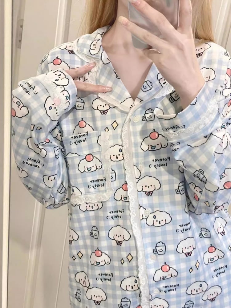 ホワイト＆ブルーのチェック柄パジャマセット