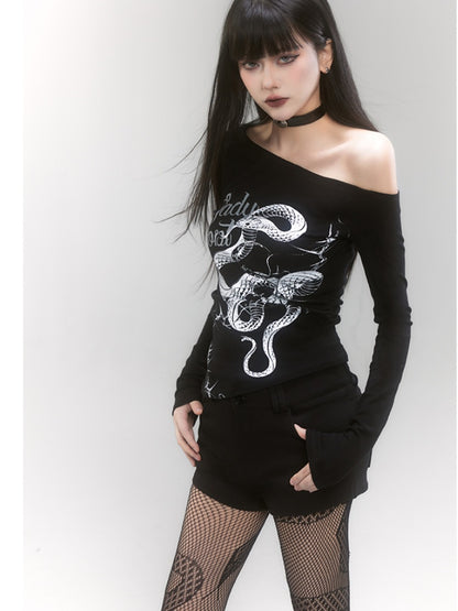 Black Asymmetrical Neckline Snake Slim-fitting Top