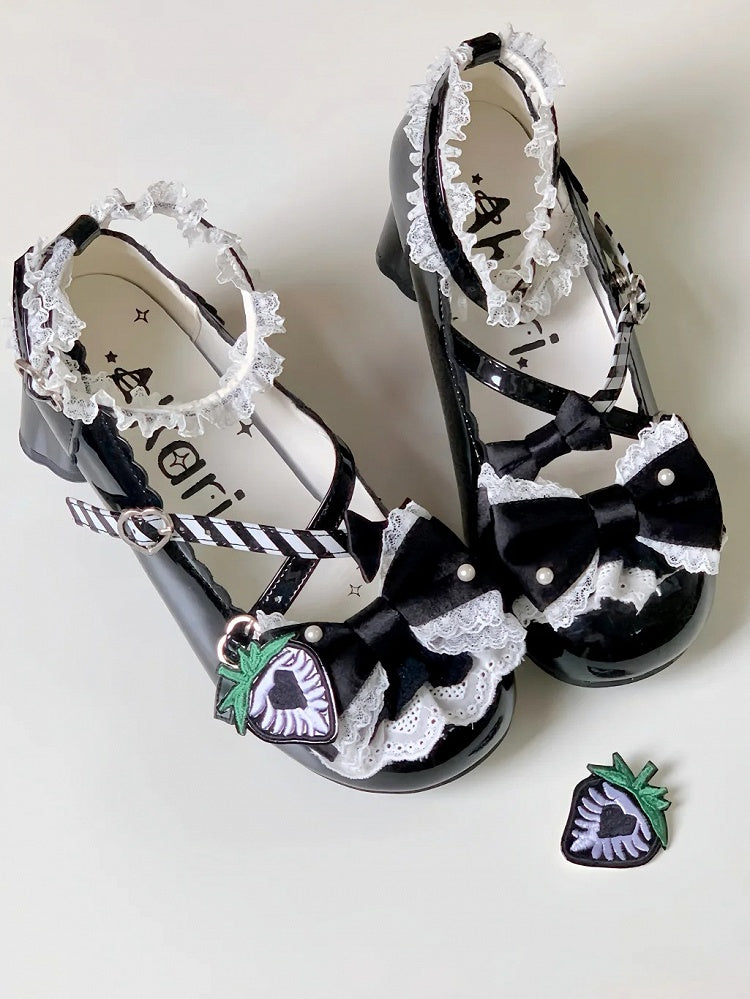 Strawberry in Scalloped with Lolita Shoes Clip Top Round-Toe Mary Jane Sweet Bow Hem