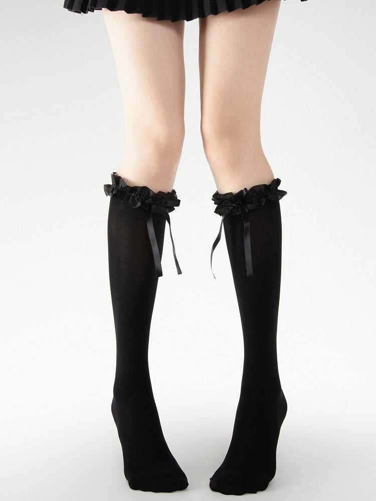 Black/Creamy Slimming White/White Calf Socks 40CM Trim Bow