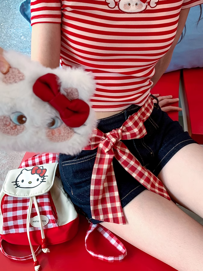 and Red Plaid Accessory Dark Blue Straight-leg Denim Shorts with Kitty Plushie Waist