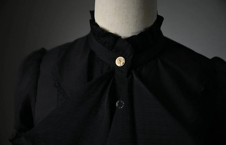 Ärmel Rüschen High Shirt Lang Schwarz High-Low Neck Jabot Saum
