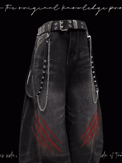 Weite Jeans mit verblasstem Kratzmuster und Used-Look im Punk-Look in verwaschenem Schwarz