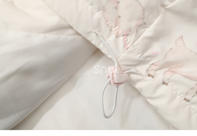 Süße weiße Daunenjacke mit Kapuze und Lamm-Print, kurze/lange Version