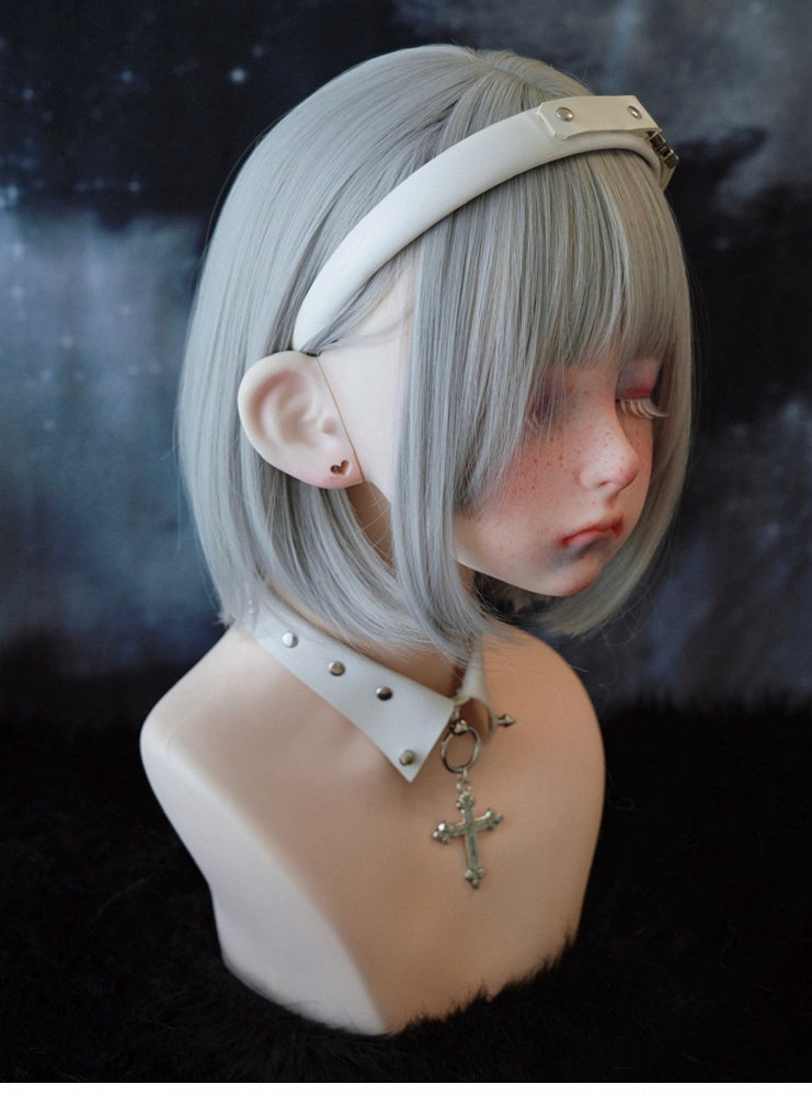 ホワイトハンドメイドメタルバックルスタッドKC