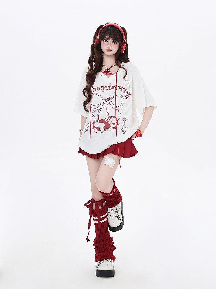 Print T-Shirt with V-Neck Lace-up Neckline Black/White Cherry Detail