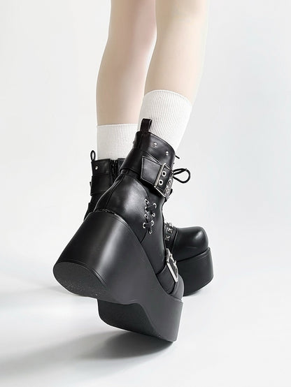 Studs Platform with Black in Matte Boots Rivet PU