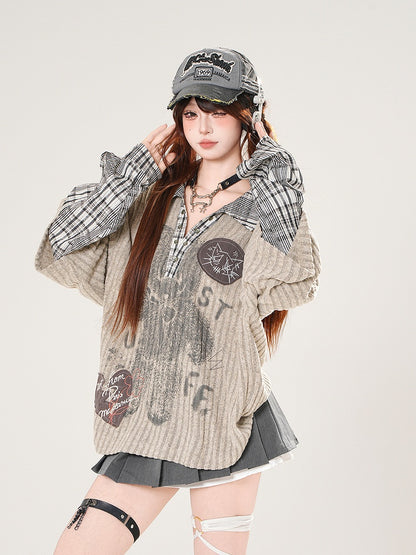 Kariertes Bärentop: Beige-Grau mit Patchwork-Strick-V-Ausschnitt Preppy