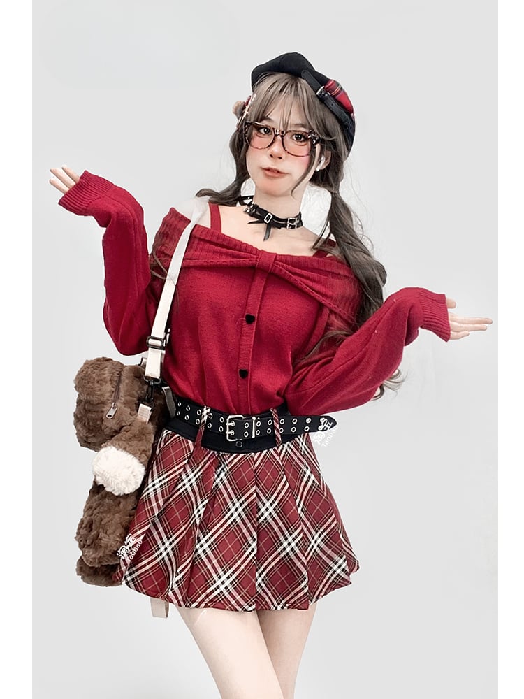 Weinroter Faltenrock mit Karomuster