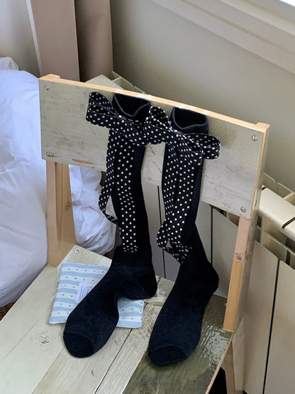 Unterkniestrümpfe mit Polka-Dot-Muster, weiß/schwarz, Schleifendesign