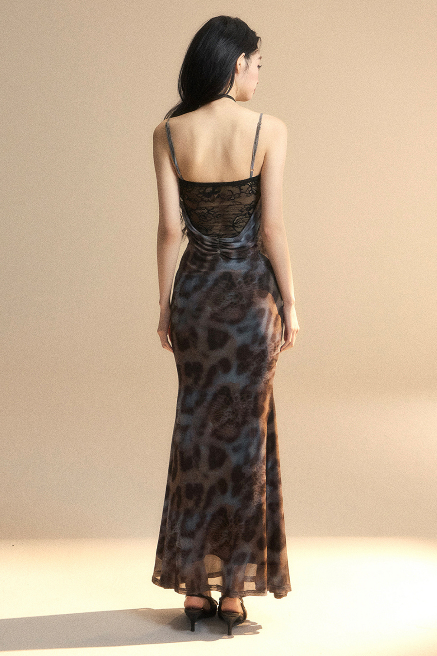 Leoparden-Empire-Kleid aus Spitze