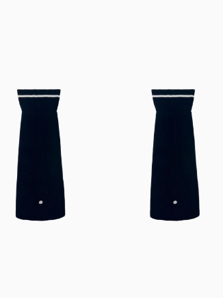 Gestrickte Beinwärmer mit Knopfumschlag