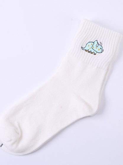 キャラメル/ホワイト/ブラックのキュートなサイの刺繍入りカーフソックス