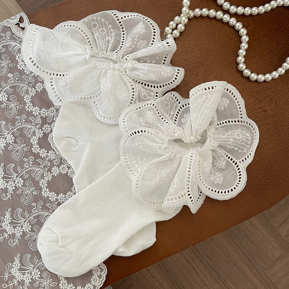 Floral White Pattern Socks Trim Calf with Black/White Lace