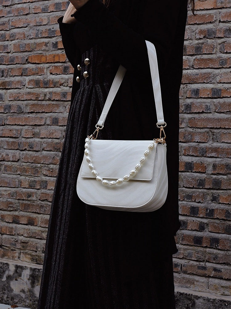 White Vintage Elegant Flap Bag Chain