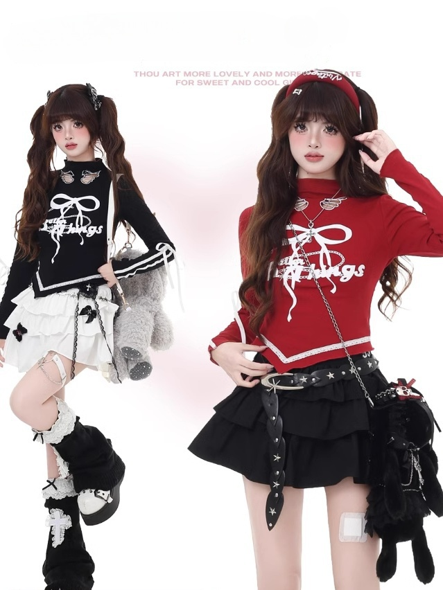 プリントカットアウト、蝶結び、カーブヘム、レッド/ブラック、モックウィングシェイプ、ヴィンテージネック