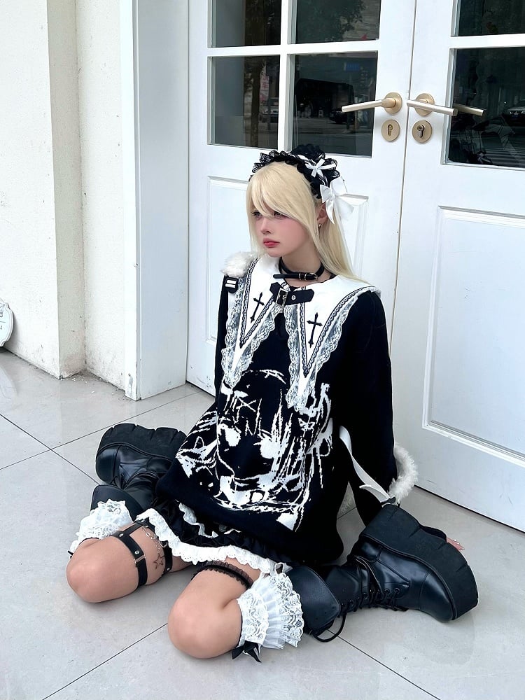 Kei Jira Girl with Manga Design Sweater Black