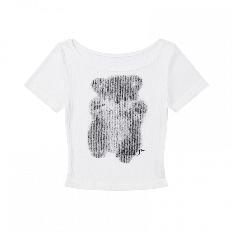 Weißes, eng anliegendes, kurzes T-Shirt mit Rundhalsausschnitt und Graffiti-Bären-Print