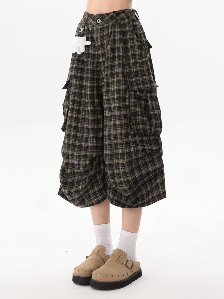 Brown with Hand Puppet Shorts Cargo Plaid Capri Charm