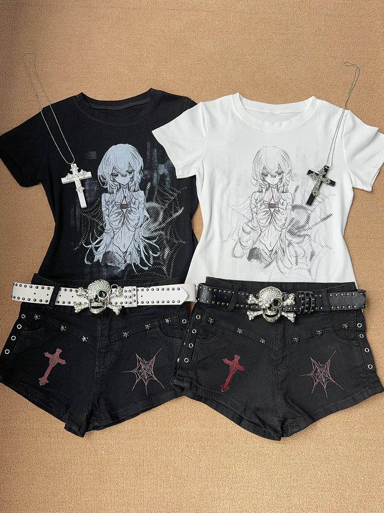Cartoon Black Cotton Slim-fitting Girl Design Print T-shirt Crewneck with